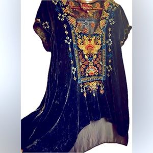 Like new Johnny Was Tunic M